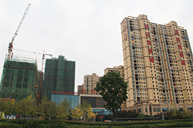 世纪·未来城10月工程进度：1#楼建至8层2-5#楼封顶