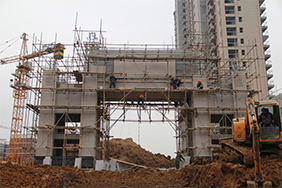 汇龙湾·半岛天境11月工程进度：5、6#楼在做外立面